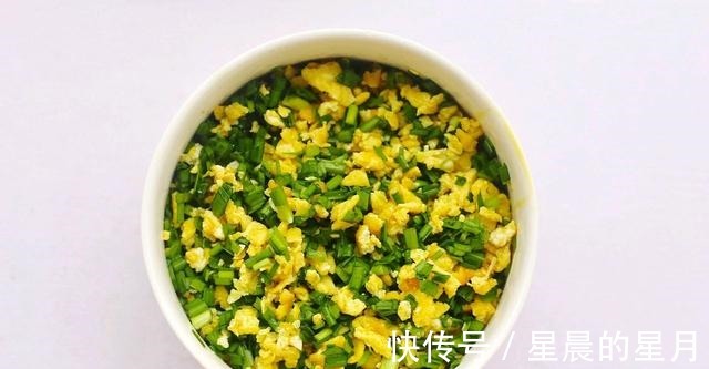 家人|别再用白面包饺子了，做成水晶饺子，看着就很有食欲，家人都爱吃！