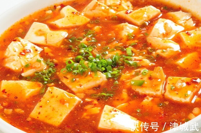 萝卜和它一起炖,味道特别鲜!热腾腾端上桌,营养下饭,吃完暖和