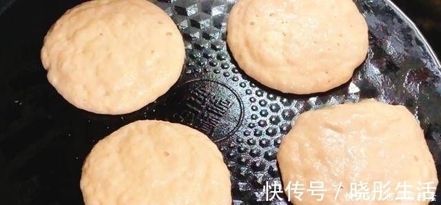 胡萝卜饼|苹果和胡萝卜真好吃。它们柔软,糯甜可口,易于消化