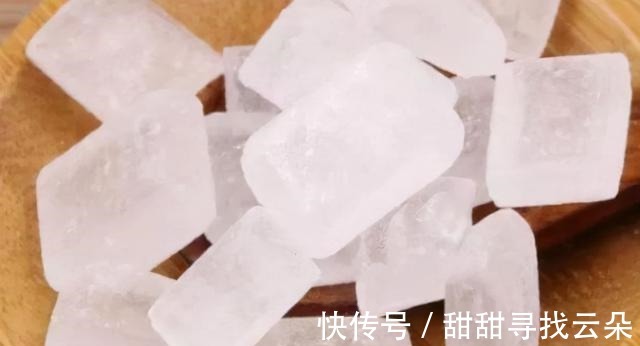 买冰糖时，到底选黄色的还是白色的原来区别这么大，涨知识了！