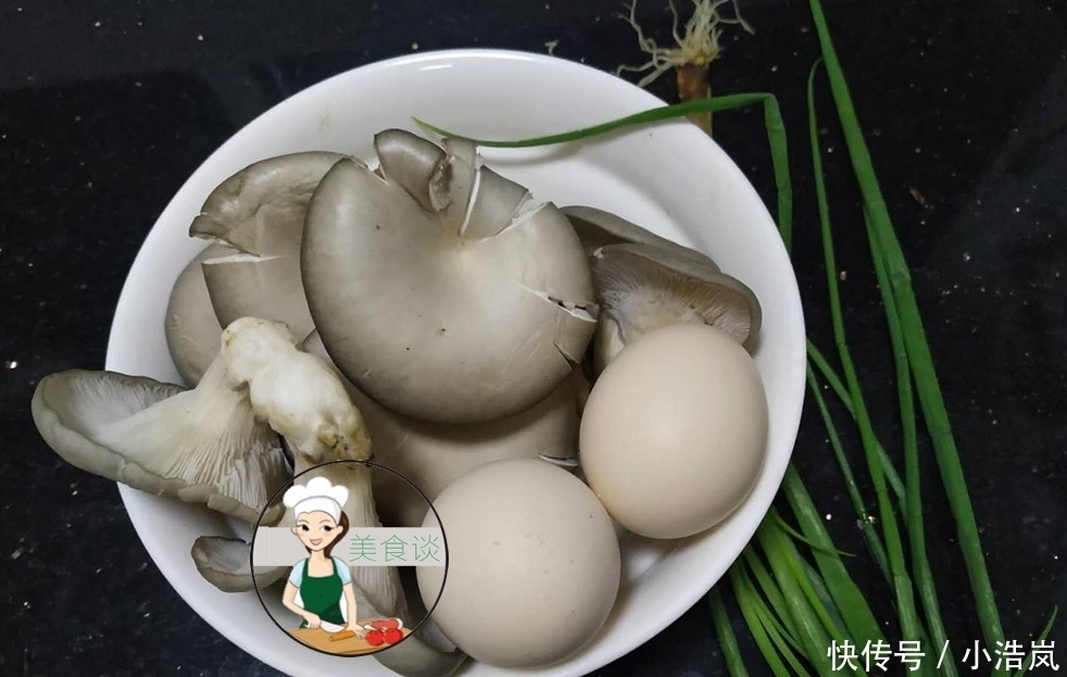 平菇炒鸡蛋,滋补强身,蛋白质是猪肉的4倍,孩子多吃体格好