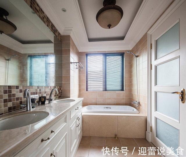 实木|卫生间浴室柜如何选择5种浴室柜材质,打造精致卫浴空间