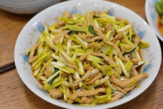 北京一家3口的日常晚餐，2荤2素，网友：接地气儿，讲究有营养