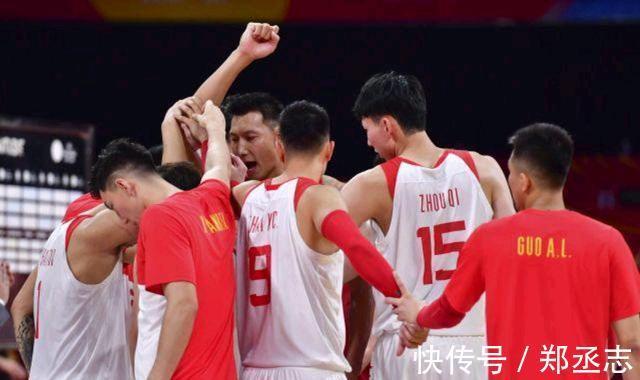 周琦|男篮7大内线竞争激烈!易帝韩胖难入选 3人板上钉钉 鲨鱼或遭忽视