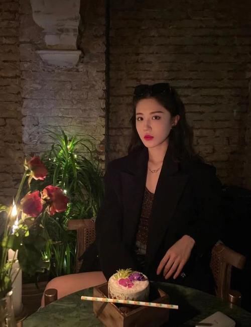 气质美女如何养成，这篇干货你一定要收藏！魅力提升不止一个档次