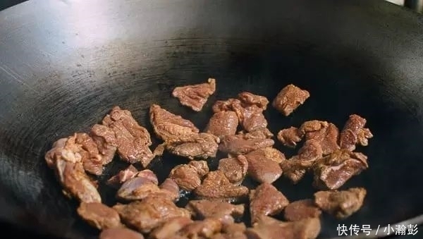美味|手把手教你做孜然羊肉,自己学会在家做美味又简单实惠