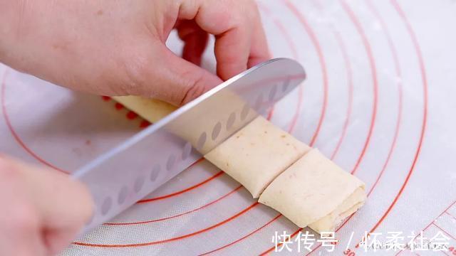 这样新奇的搭配,太撩胃了!香甜软萌,第一次做就被惊艳到了