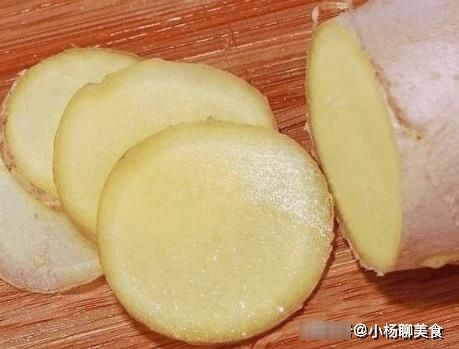 小技巧|煮毛豆直接下锅煮不对，牢记1点技巧，毛豆翠绿不发黄，更入味