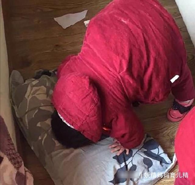 基本式|如果宝宝睡姿也分级?这些“高难度”动作,体操冠军也做不到