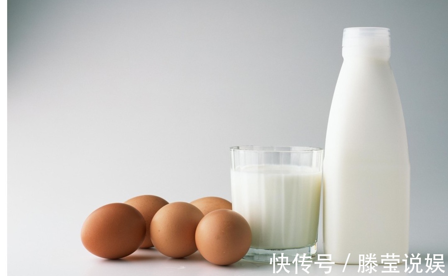 骨头汤|最补钙的食物不是“骨头汤”，有“钙库”之称的食物是它