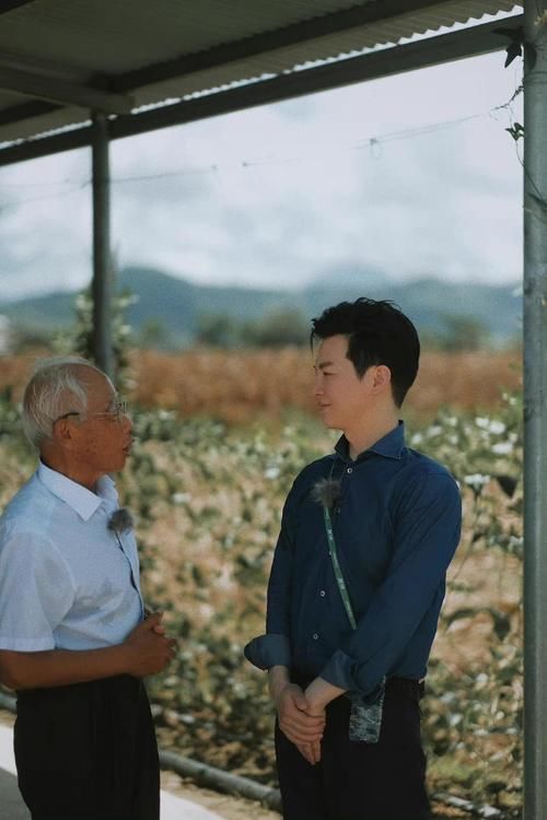 任鲁豫|蛰伏6年终圆梦想，6次主持春晚的任鲁豫，最大的遗憾是父亲的过世