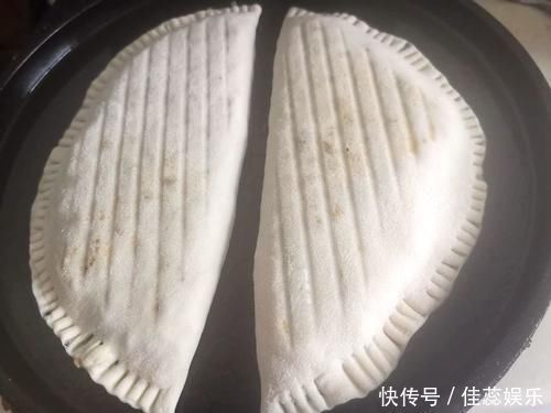 面皮|秋后就爱吃这面食,比饺子简单,比包子好吃,出锅连吃2个,过瘾