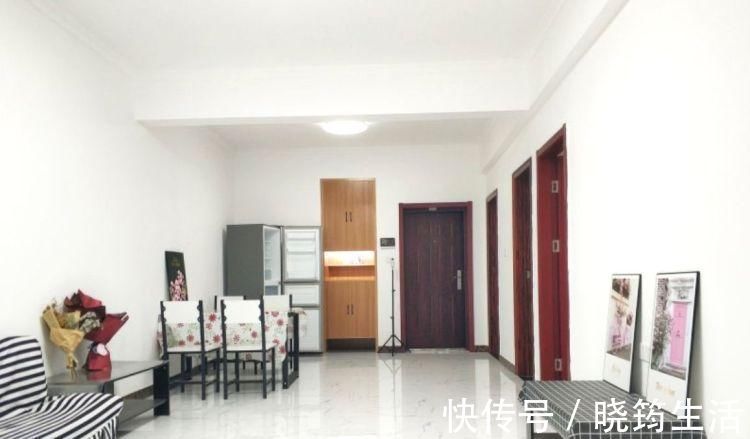 白墙|穷装8万的新房,全屋白墙不做吊顶,网友和我家的出租房差不多