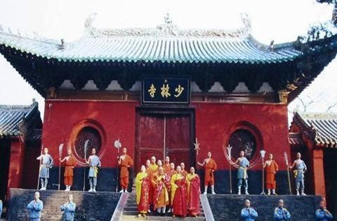 少林寺|少林寺一年光香火钱就上亿,都被用去做啥了官方的回复却没人信