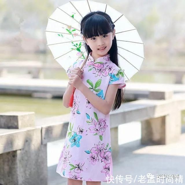 典雅气质旗袍裙，清新优雅，彰显小公主的高贵气质