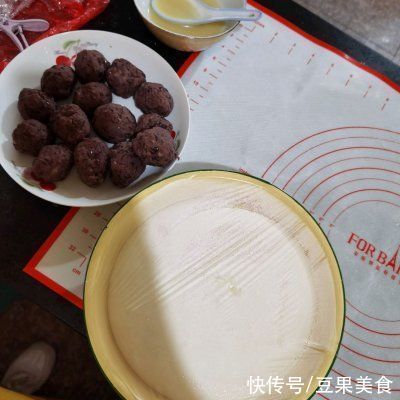 正宗地道的消耗豆沙馅之平底锅酥饼做法,速来围观