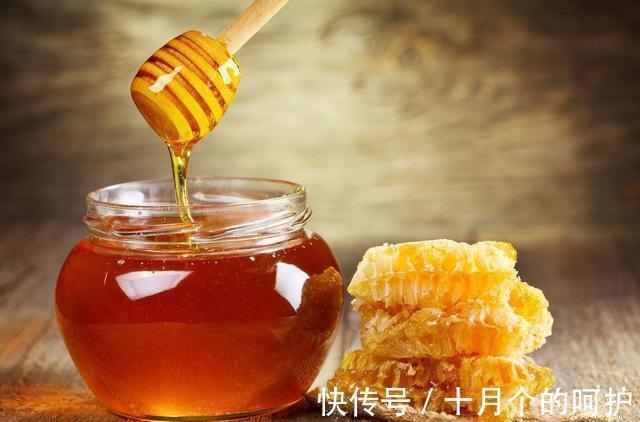 糖类物质|长期喝蜂蜜和从不喝蜂蜜的人比,哪个更健康?别蒙在鼓里了