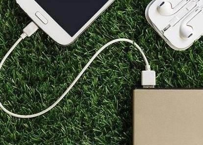 电源|充电时先插电源还是先插手机安全充电新姿势,快get起来