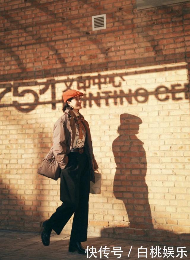 比黑白灰惊艳、比亮色系高级，时尚博主的复古配色法，谁穿谁出彩