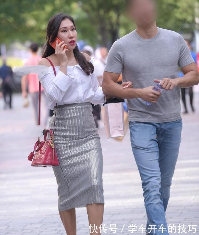高跟鞋 珍珠白字肩,搭配包臀裙,优雅大气凸显高贵气质!