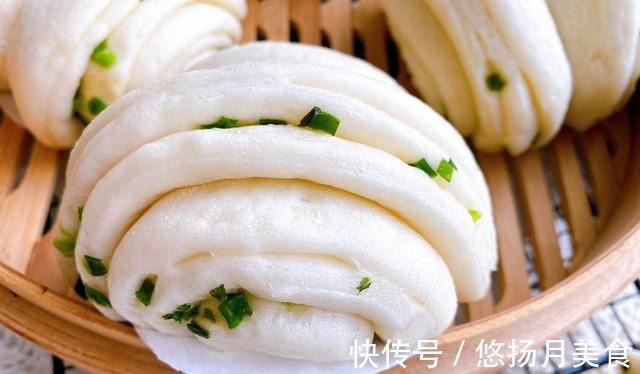 葱卷怎么做好吃掌握3点，葱香浓郁不发黄，柔软筋道，凉了不硬！