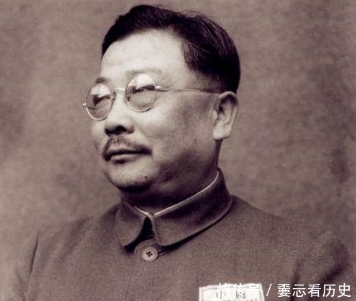 陈赓|陈赓大将58岁英年早逝,李克农喝酒时怒摔酒杯:陈赓不在,酒水没味道