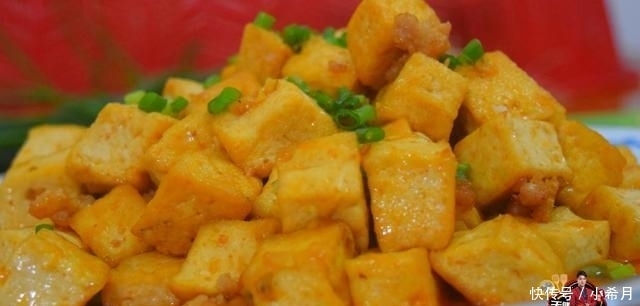 从不|我家豆腐从不炖着吃,不煎不煮,做法很简单,好吃极了