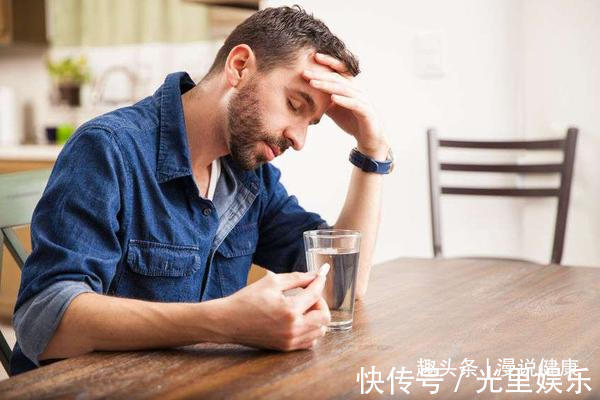 男性|男人进入45岁，喝水时多加点3种食材，肾脏或许会很“感谢”你