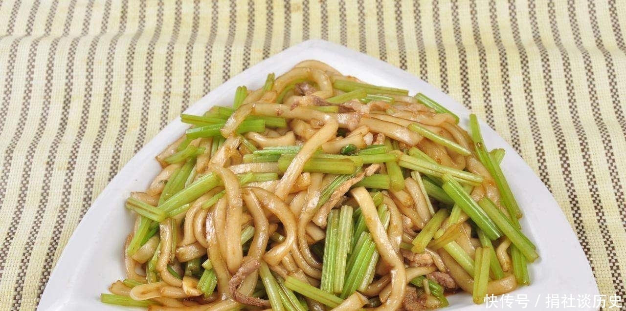 凉菜大师密不外传的万能凉拌菜配方,4种调料是关键,值得收藏