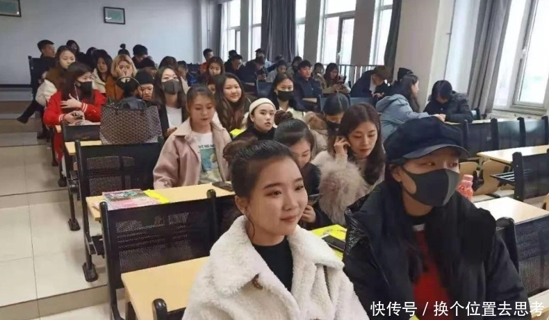 大学就读期间，若出现挂科重修会被记入档案里吗，看辅导员怎么说