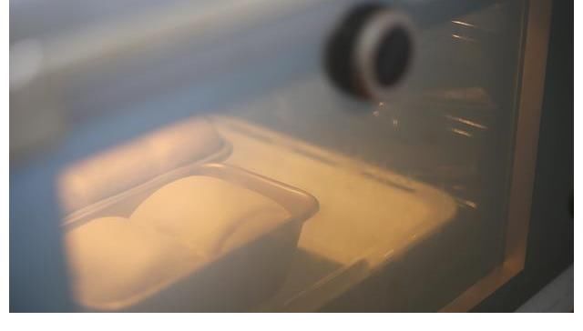 高筋面粉|无需高筋面粉，不用二次发酵，依旧能做出柔软可口的面包，试试吧