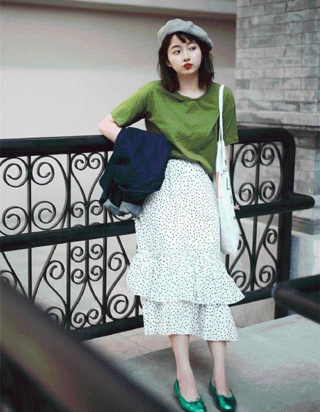 粉红色|黑白灰不仅仅百搭，与这4种“混色搭配”更高级