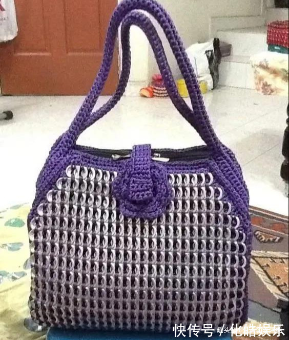 在易拉罐拉环上编织，钩成的包包耐看耐用！DIY变废为宝附教程