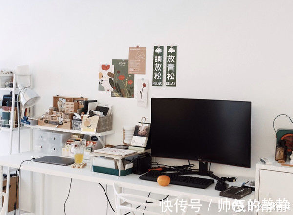 小喜|这对夫妻太有远见,把次卧和客厅打通,清爽开阔,日子过得简单舒适