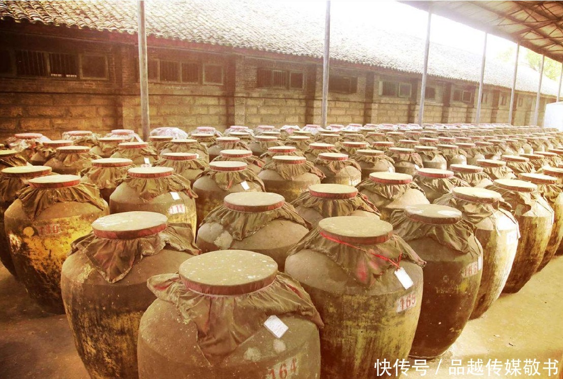 酒水的利润高吗?不就是用粮食造的吗?为何卖这么贵?