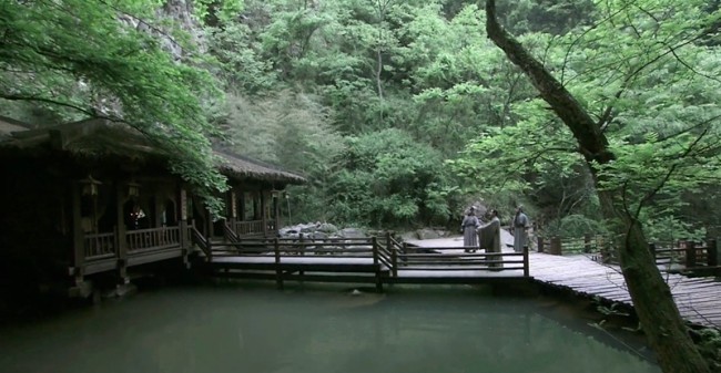 不到|从卖草鞋翻身成一国之君,刘备身上有三大特点是别的君主做不到的