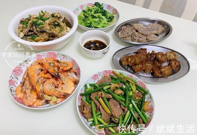 同学聚餐,6道菜1个汤,成本不足200块,简单家常菜才美味