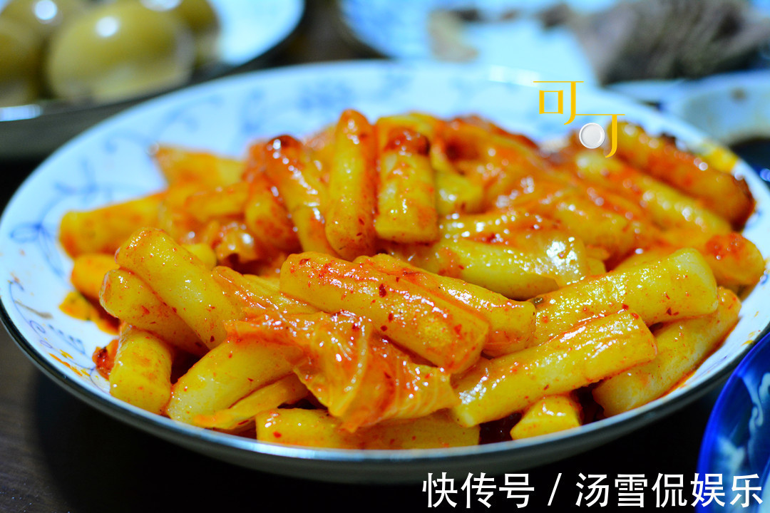 周末宅家,做了三道菜,另外三个是点心,老公说本末倒置