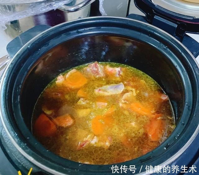 咖喱牛腩，好吃到汤都不剩！