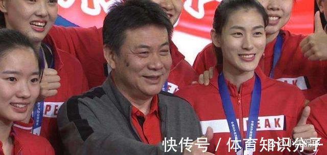 中国女排|祝贺朱婷!女排队长被赋予新使命,再获国家队重用,蔡斌倍感幸福