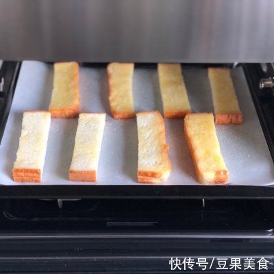 黄油蜂蜜吐司条你这么做,保证你吃一次想十次