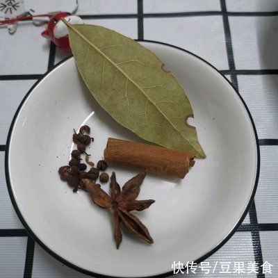 豆豉|别怪我没提醒你，这道豉汁虎皮凤爪一吃就上瘾