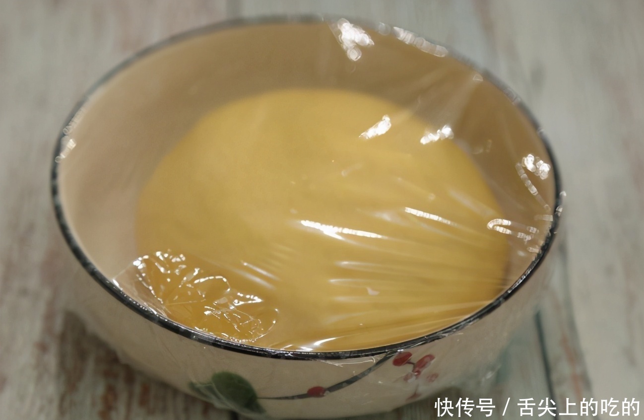 酵母|做玉米面馒头，牢记1个窍门，馒头香软不粗糙，比白面馒头更好吃