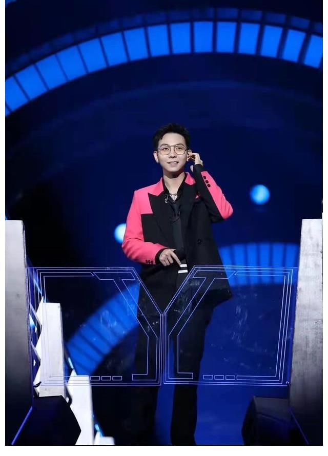 林老|胡夏林子祥合唱超难歌曲《数字人生》，夏夏直呼唱一遍瘦一斤