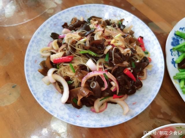 每月|晒一晒妈妈做的晚餐,朋友圈评论看这伙食,每月四千都不够吃