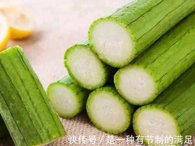 石榴|女性不想变老,常食3种食物,排毒护肤,改善气血,预防子宫早衰