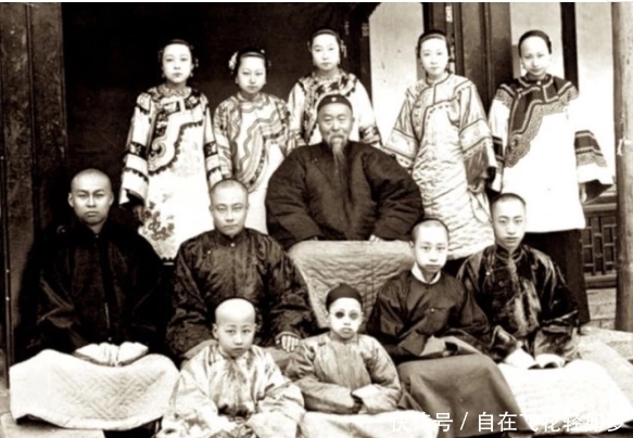 混血|要给子孙留钱？李鸿章混血孙子用一生悲剧证明：留财不如留德