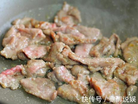 杭椒|炒牛肉时,只加淀粉是大错特错,多加一勺它,牛肉嫩滑还不粘锅