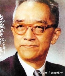 红楼圆梦$曹雪芹写了《红楼梦》后四十回吗?写了,书稿被这个人找到了