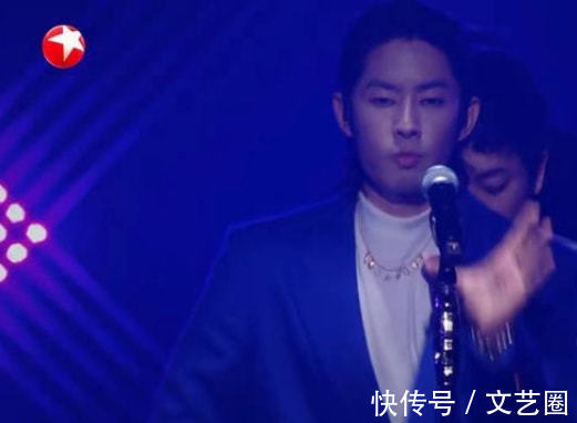 吴建豪参加选秀综艺大秀好身材,受访称为了更上镜在手臂肌肉抹油